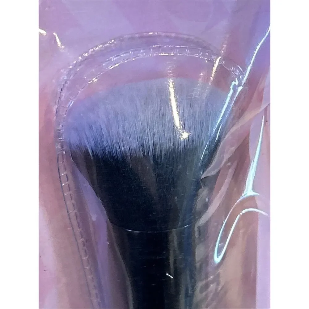 Laura Geller Foundation Brush for Creams and Liquids - New
